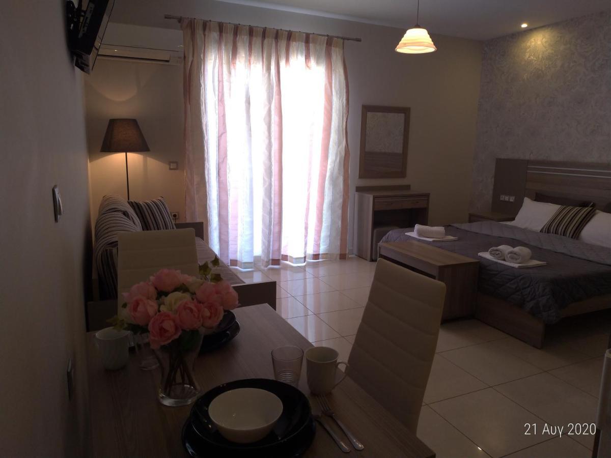 Adonis Apartments ปาราเลียกาเตอรีนิส ภายนอก รูปภาพ