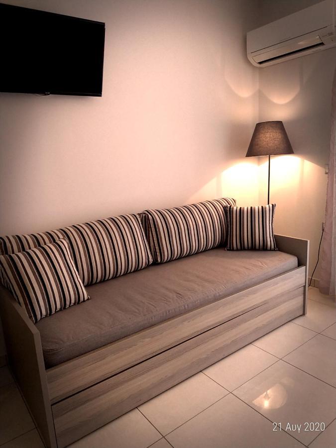 Adonis Apartments ปาราเลียกาเตอรีนิส ภายนอก รูปภาพ