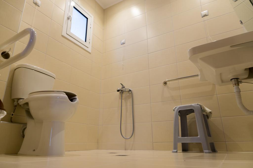 Adonis Apartments ปาราเลียกาเตอรีนิส ภายนอก รูปภาพ