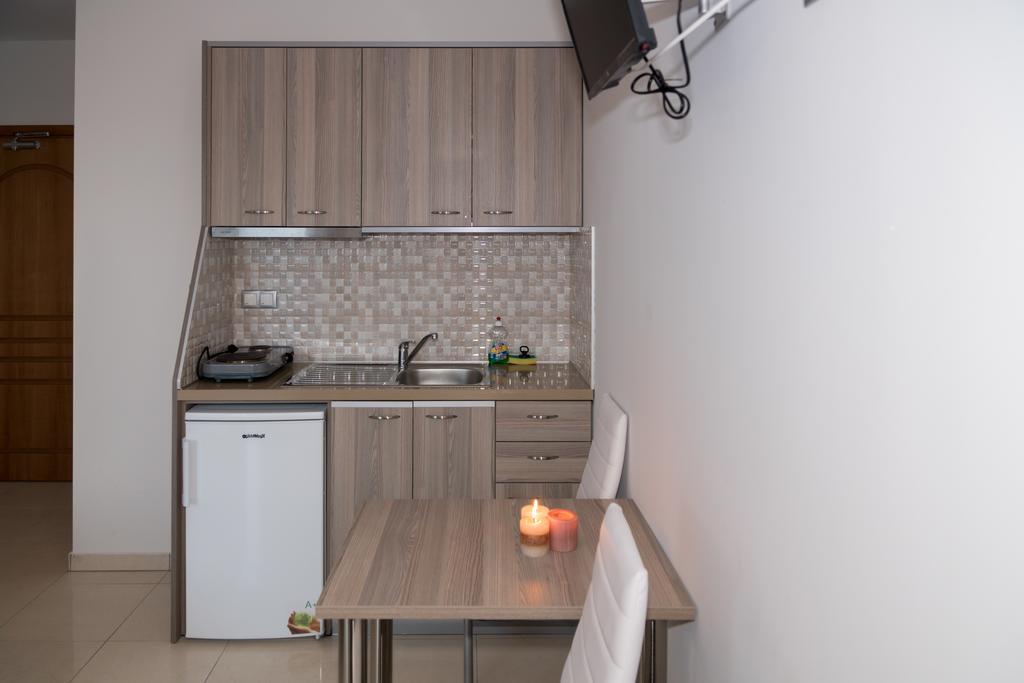 Adonis Apartments ปาราเลียกาเตอรีนิส ภายนอก รูปภาพ