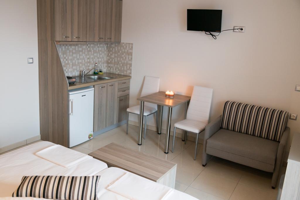 Adonis Apartments ปาราเลียกาเตอรีนิส ภายนอก รูปภาพ