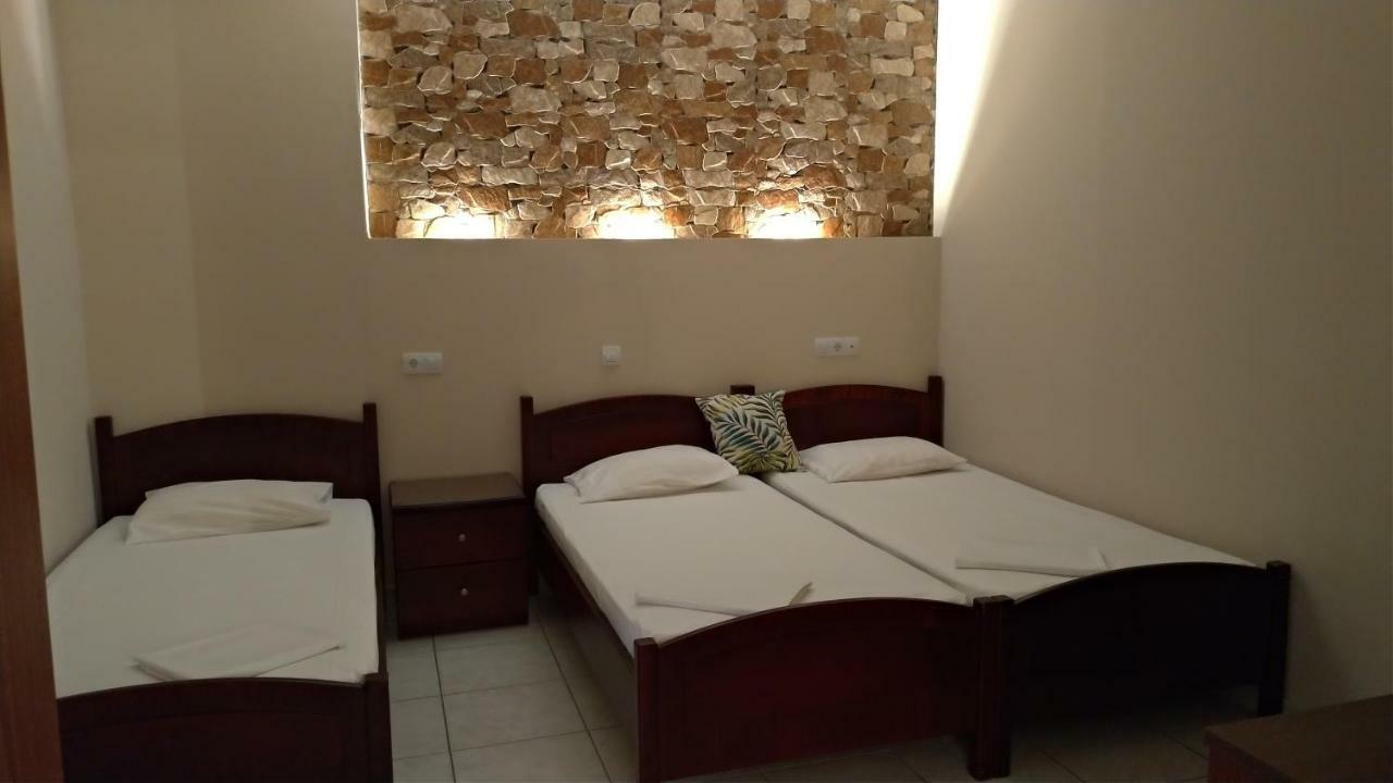 Adonis Apartments ปาราเลียกาเตอรีนิส ภายนอก รูปภาพ